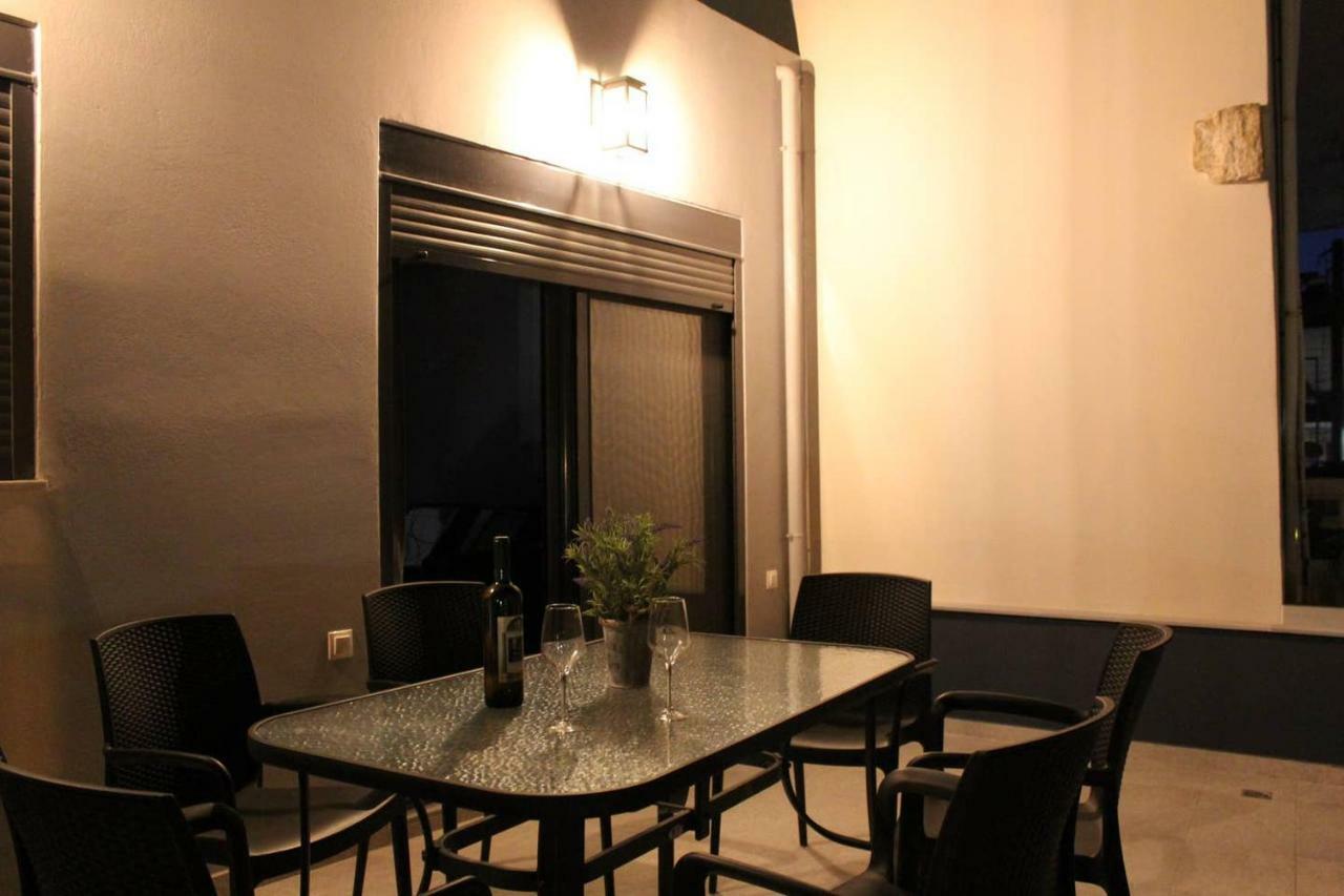 Mos Luxury City Suites - The Loft Chania  ภายนอก รูปภาพ
